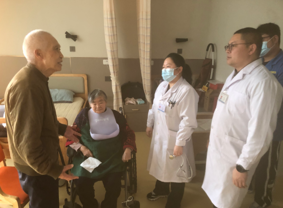 把专业医疗服务送到老人身边，索克&松樾推进医康养深度融合